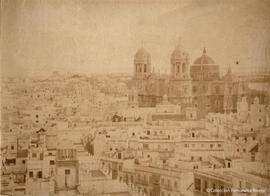 Cádiz, panorámica desde la Torre Tavira. Fotógrafo desconocido.
