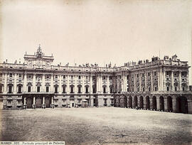 Madrid, Palacio Real, fachada a la Plaza de la Armería. J. Laurent.