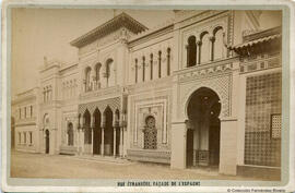 París, Exposición Universal de 1878, fachada principal pabellón de España en la Rue des Nations. Fotógrafo desconocido.
