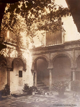 Ronda (Málaga), Palacio de Mondragón, patio porticado . Fotógrafo desconocido.
