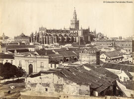 Sevilla, Catedral, Giralda y Torre de la Plata, desde la Torre del Oro. Francis Frith & Co.