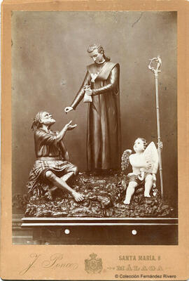 Grupo escultórico de carácter religioso con tres personajes. José Ponce Fuente.