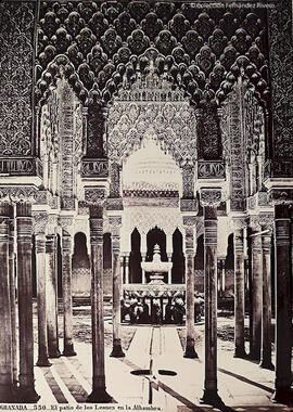 Granada, Alhambra, templetes y fuente en el patio de los Leones. J. Laurent.