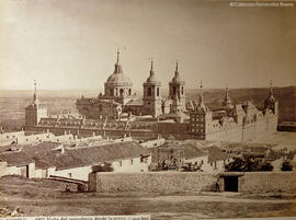 Monasterio de El Escorial (Madrid), vista desde el norte, cenador en primer plano. Jean Laurent