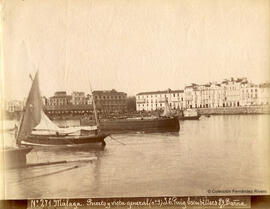 Málaga, Puerto y vista general desde el mar. J. E. Puig.