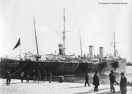 Málaga, el crucero "Río de la Plata" anclado en el puerto. Fotógrafo desconocido