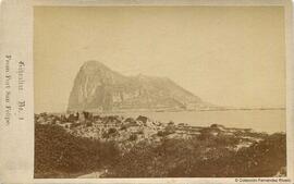 Gibraltar, vista del Peñón desde las ruinas del Fuerte de San Felipe. James Mann.
