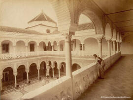 Sevilla, Casa de Pilatos, el patio desde la planta superior. Léon et Lévy.