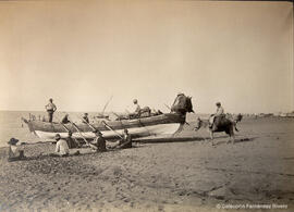 Málaga, pescadores con una jábega en la playa de la Caleta, M. Osuna