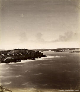 Menorca, Mahón, entrada al puerto, con el Castillo de San Felipe y la Fortaleza de la Mola. Femenias.