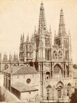 Burgos, Catedral, fachada principal. Fotógrafo desconocido.
