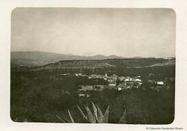 Béznar (Lecrín, Granada) panorama en el Valle de Lecrín, el Chite y la Sierra de Albuñuelas. Fotógrafo desconocido.