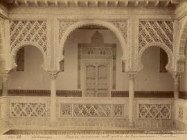 Sevilla, Alcázar, Patio de las muñecas, parte superior. E. Beauchy.