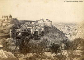 Granada, la Alhambra y la ciudad desde el Generalife. Francis Frith & Co.