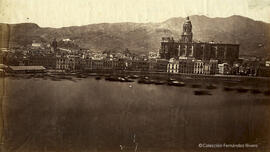 Málaga, panorámica desde la Farola, con Catedral en primer término. Charles Clifford.