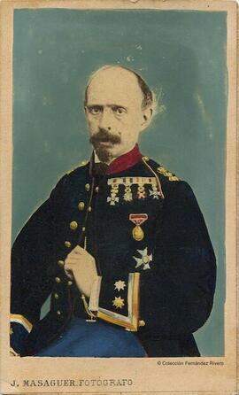 Gerona, retrato de un militar condecorado. Joaquín Masaguer.