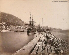 Gibraltar, veleros anclados en el muelle. James Mann.