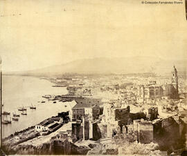 Málaga, panorámica desde Gibralfaro. L. Masson.