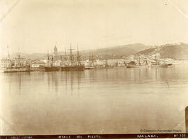 Málaga, la ciudad desde el puerto. Giménez Lucena.