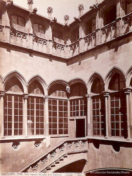 Barcelona, Patio de la Audiencia, parte superior, hoy Generalidad de Cataluña. J. Laurent y Cia.