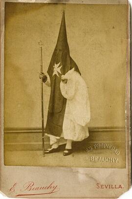 Sevilla, nazareno de la Hermandad de la Soledad de San Lorenzo. E. Beauchy.