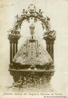 Toledo, imagen de Nuestra Señora del Sagrario, patrona de la ciudad. Fotógrafo desconocido.