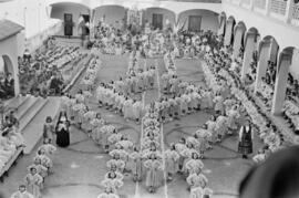 Colegio de Gamarra. Fiesta en honor de la reverenda Madre Provincial. Marzo de 1954. Málaga. España.