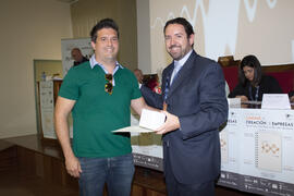 Entrega de premios. Jornada de clausura del I Concurso de Creación de Empresas. Facultad de Ciencias Económicas y Empresariales. Málaga. Mayo de 2015