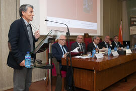 Juan Francisco Zambrana en la clausura del 50 Aniversario de la Facultad de Económicas. Facultad ...