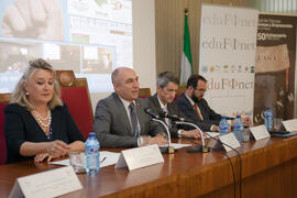 Entrega de premios de la V Olimpiada Financiera. Facultad de Ciencias Económicas y Empresariales....