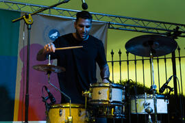 Actuación del grupo musical "Who Killed the DJ". Welcome to UMA. Bienvenida a los alumnos de intercambio internacional de la Universidad de Málaga. Jardín botánico. Octubre de 2019