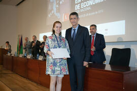 Entrega del quinto premio a Inés Benito. Entrega de premios en el Paraninfo de la Universidad de ...