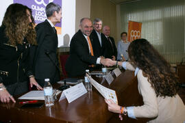 Entrega de premio de la XI Olimpiada de Economía. Facultad de Ciencias Económicas y Empresariales...