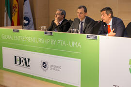 José Ángel Narváez, Pedro Duque y Juan Teodomiro López. Reunión con el ministro de Ciencia, Innov...