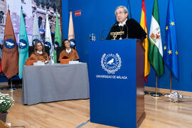 Intervención de José Ángel Narváez en la investidura de Kazuyo Sejima como Doctora "Honoris ...