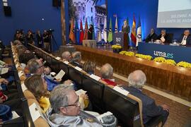 Discurso de Juan Manuel Moreno. Imposición de la Medalla de Oro de la Universidad de Málaga a la ...