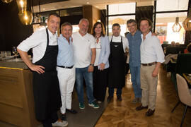Showcooking en Patio del Hotel Molina Larios. Curso "Ciencia y gastronomía. Desmontando leyendas urbanas". Cursos de Verano de la Universidad de Málaga. Málaga. Julio de 2019