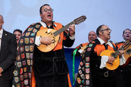 Actuación de la Tuna de Económicas. Entrega de la distinción "Oikonomos" de la Facultad de Ciencias Económicas y Empresariales de la Universidad de Málaga. Paraninfo. Diciembre de 2024