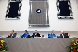 Mesa presidencial del acto de imposición de la Medalla de Oro de la Universidad de Málaga a Adela...