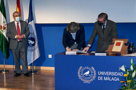 Toma de posesión de Carlos Jesús Pérez del Pulgar Mancebo como nuevo profesor titular del Área de...