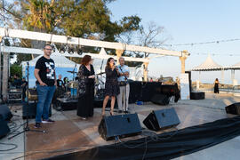 Presentación. Festival solidario en los Baños del Carmen. Cursos de Verano de la Universidad de M...