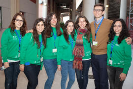 Alejandro Guerra y voluntarias en el 6º Congreso Internacional de Actividad Física Deportiva para...