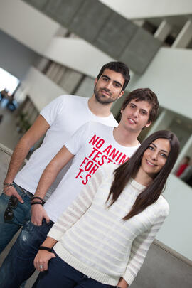 Retrato de alumnos para una portada de revista. Facultad de Comercio y Gestión. Marzo de 2012