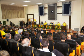 Investidura como Doctor "Honoris Causa" de D. Enrique Moreno González por la Universida...