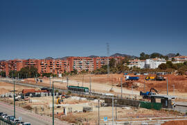 Obras junto al tranvía en el Bulevar del Campus de Teatinos. Julio de 2021