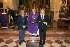 Entrega del bastón de mando de la Universidad de Málaga a la Cofradía de los Estudiantes. Misa de...