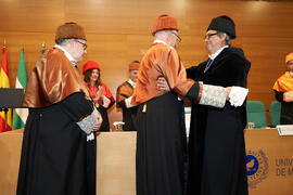 Investidura de Aníbal Ollero como Doctor "Honoris Causa" por la Universidad de Málaga. Edificio del Rectorado. Mayo de 2025