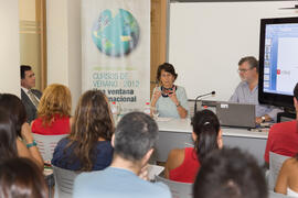 Cursos de verano 2012 de la Universidad de Málaga. El papel de lo privado en la gestión de lo púb...