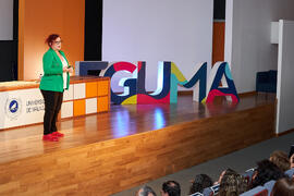 Conferencia "Dialogando" con Clara Grima. Escuela de Ingenierías Industriales de la Universidad de Málaga. Mayo de 2024