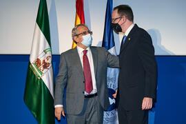 Toma de posesión de Carlos Guillermo Benavides Chicón como nuevo profesor titular del Área de Economía Aplicada de la Universidad de Málaga. Paraninfo. Diciembre de 2021